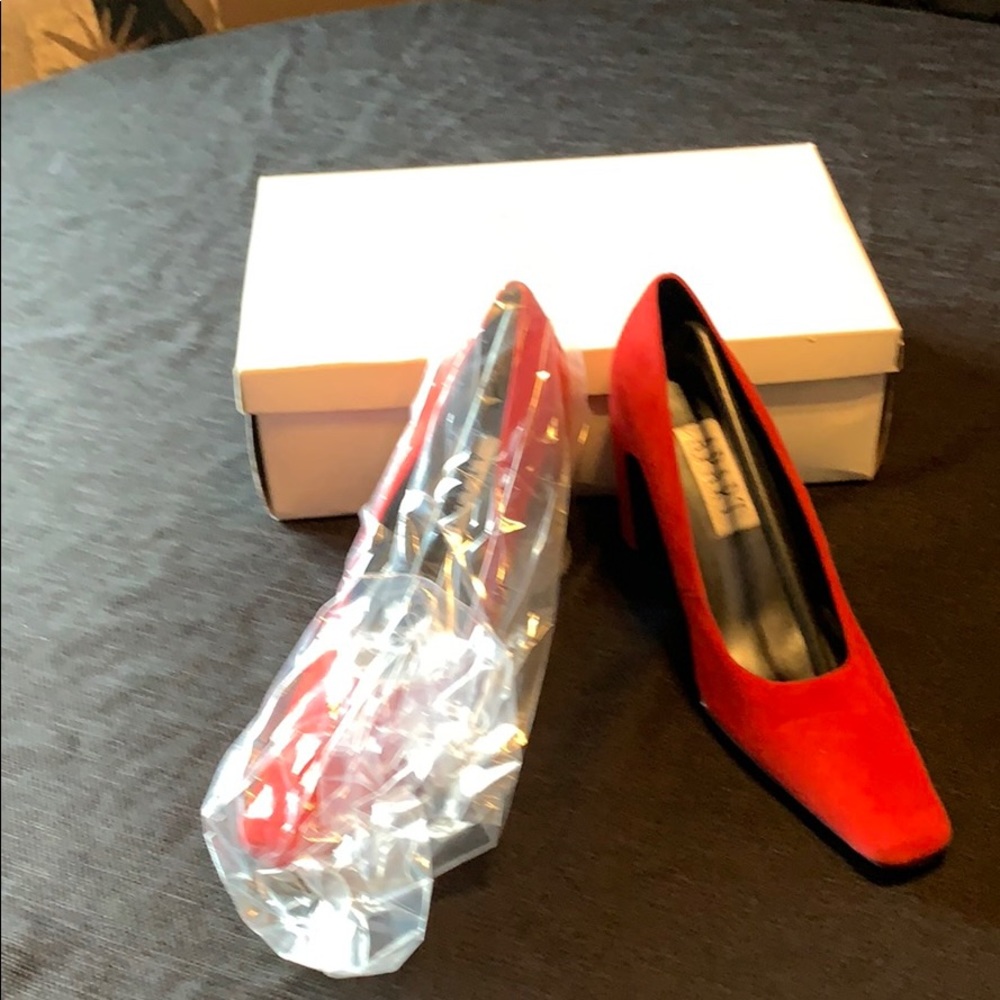 Apart Impressions Red Heel